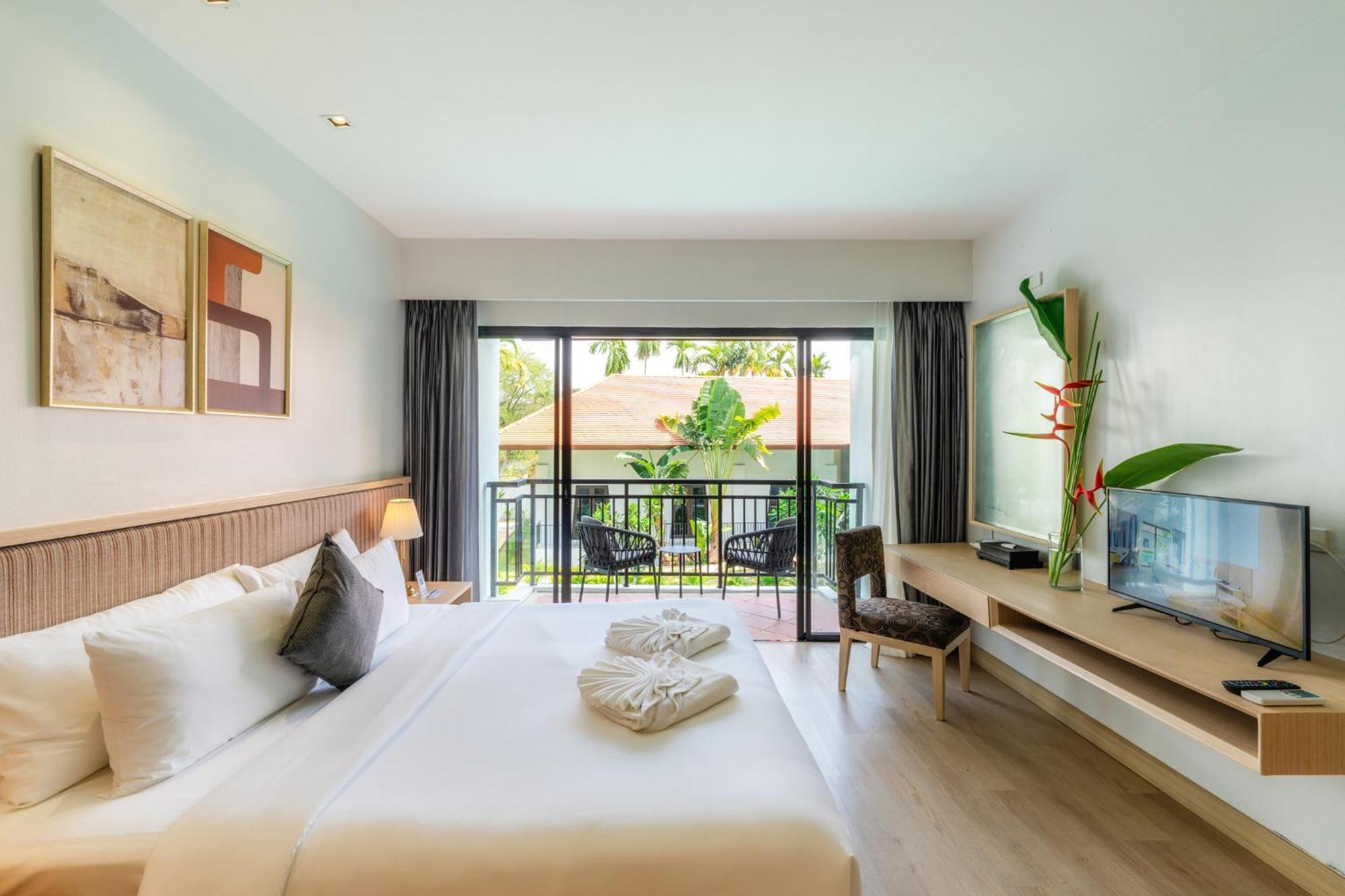 Estella Phuket Mai Khao Beach Resort Exterior foto